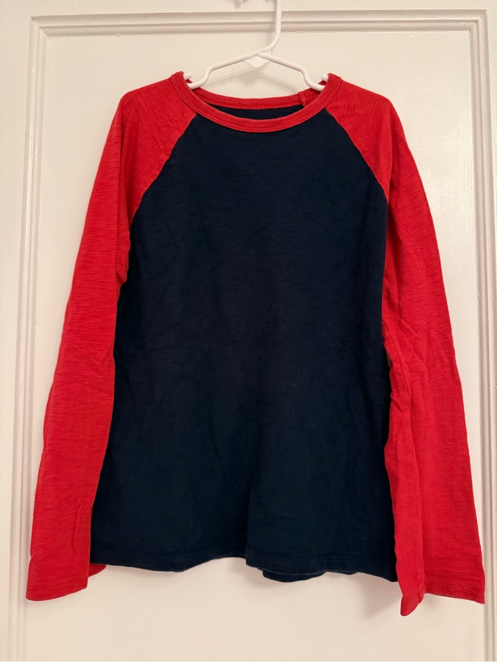 Gap Kids Long-Sleeve Raglan Shirt - Navy & Red Size 8